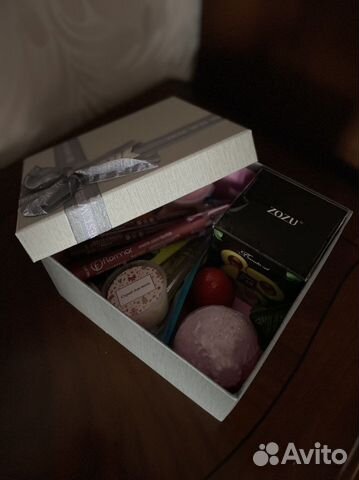 Подарок девушке, женщине