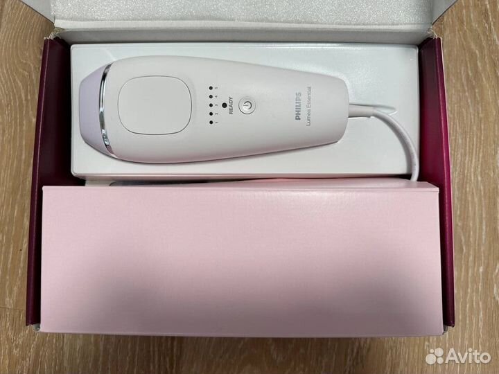 Фотоэпилятор Philips Lumea Essential
