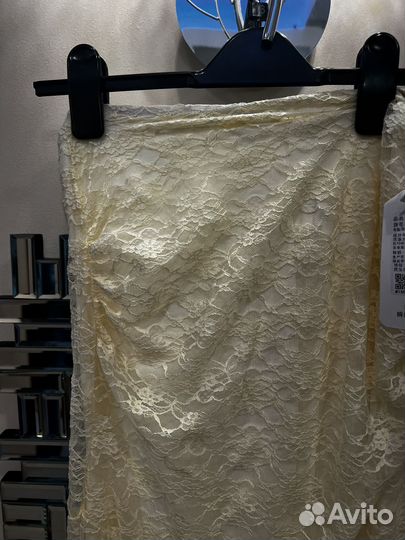 Юбка кружевная с подкладом, молочная.42р