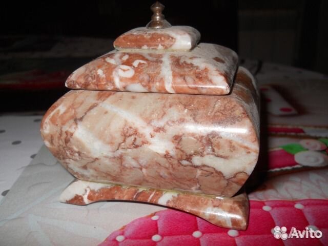 Шкатулки и табакерки