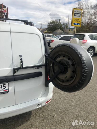 Кронштейн запасного колеса LADA Largus