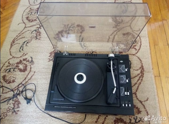 Электрофон радиотехника-301 м-стерео Марка Рига