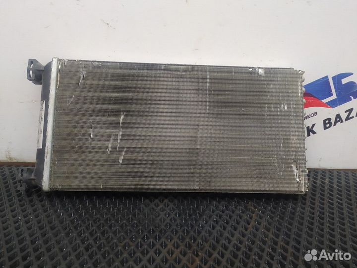 81619016191 Радиатор отопителя