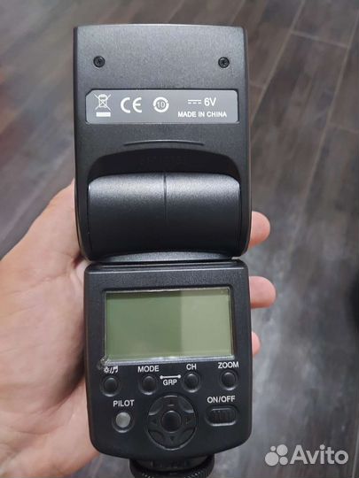 Вспышка камеры YN560EX