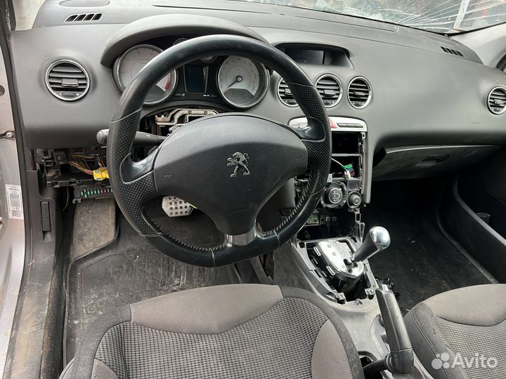 Peugeot 308 в разборе