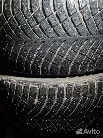 Michelin X-Ice North 4 275/45 R21 110T