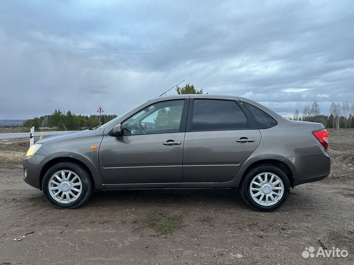 LADA Granta 1.6 МТ, 2015, 132 587 км