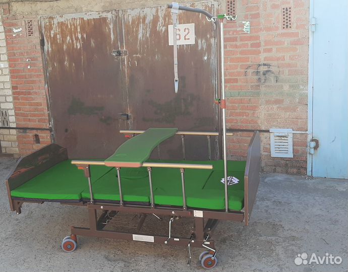 Медицинская кровать для лежачих +туал +переворот