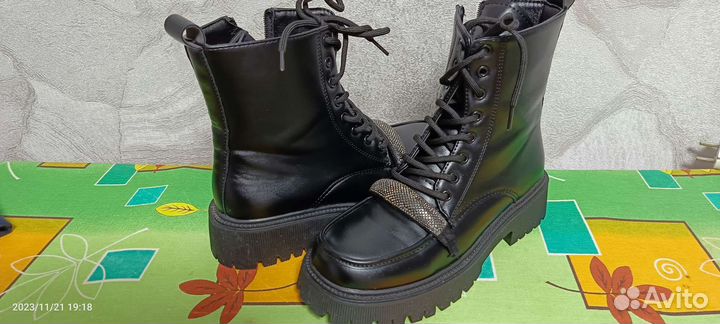 Ботинки женские 38