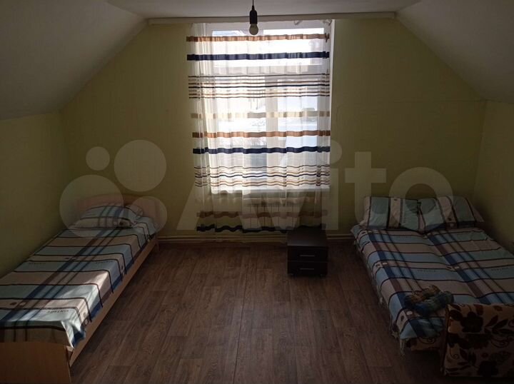 2-к. квартира, 70 м², 2/2 эт.