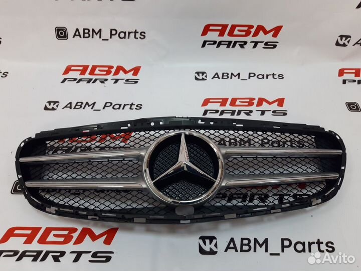 Решетка радиатора Mercedes W212 AMG рестайл