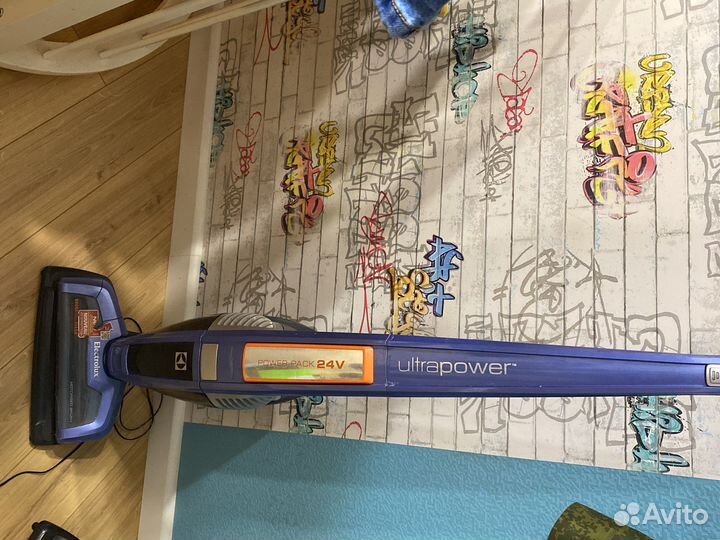 Аккумуляторный пылесос