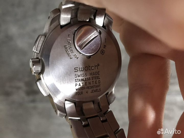 Часы Swatch Retrograde