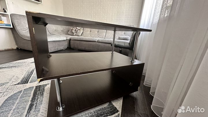 Журнальный стол