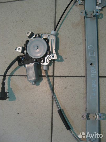 Механизм стеклоподъемника Nissan Tiida