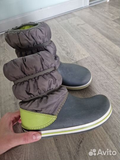 Сапожки crocs j1