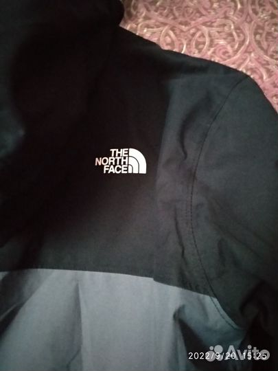 Ветровка THE north face ориги 164 рост