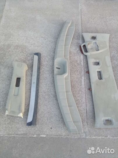 Infiniti FX35 обшивка багажника