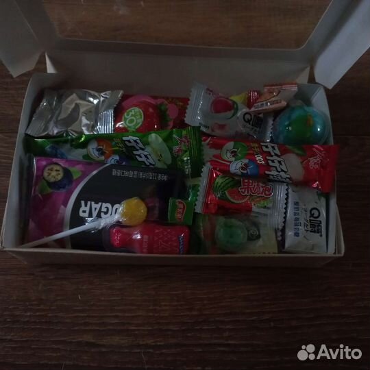 Бокс азиатских сладостей в подарок