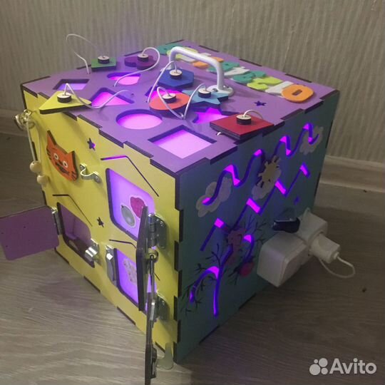 Бизиборд бизикуб