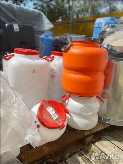 Емкость пластиковая