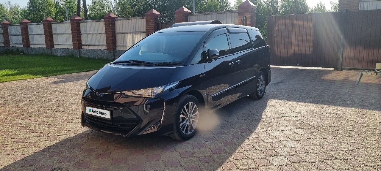 Toyota Estima: фото владельца