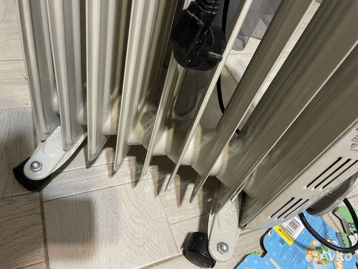 Обогреватель маслянный