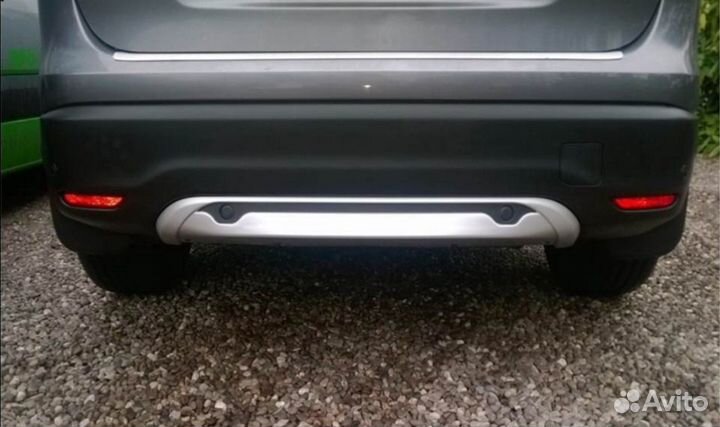 Накладка задняя Nissan Qashqai J11 KE5474E50A