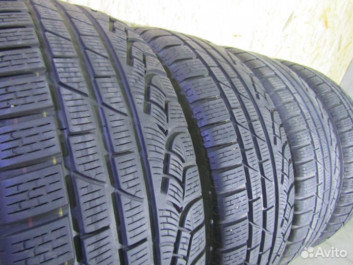 Pirelli Winter Sottozero 210 225/60 R17