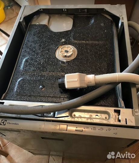 Посудомоечная Electrolux ESL94201LO на запчасти