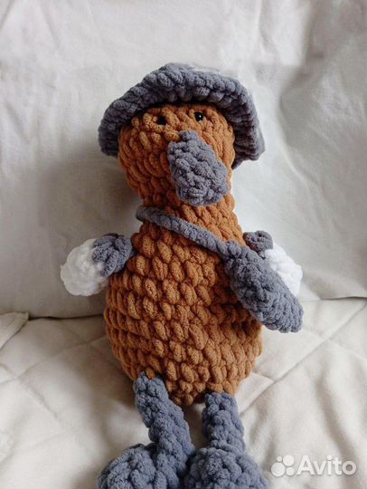 Вязанная игрушка Чайка