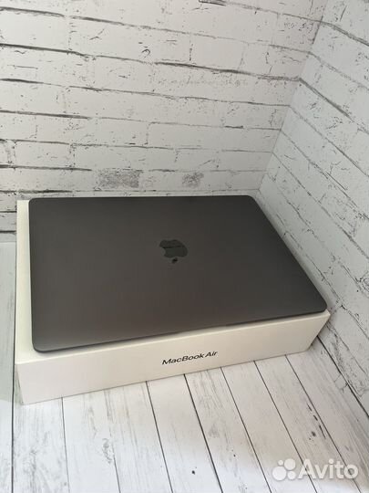 Apple MacBook air 13 2020 m1 8gb 256