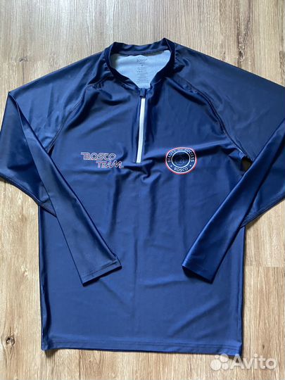 Продам спорт.футболку с длинным рукавом.Bosco