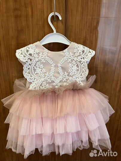 Платье праздничное