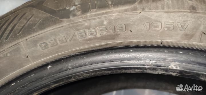 Goodyear EfficientGrip SUV 235/55 R19 105V