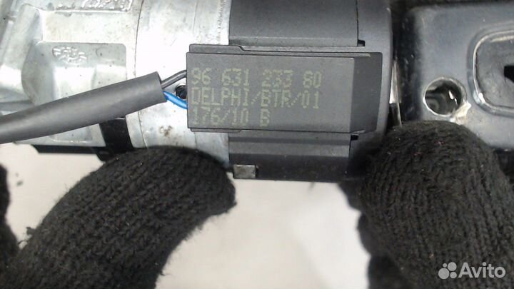 Замок зажигания Peugeot 5008, 2010