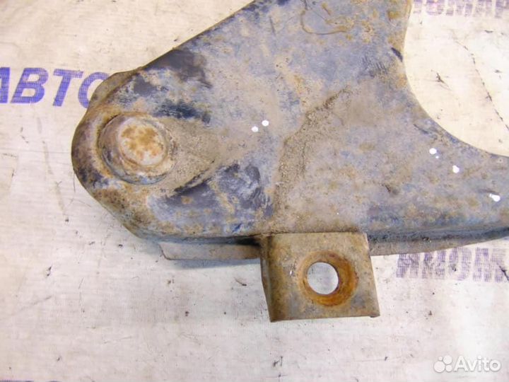 Рычаг передний нижний правый для Toyota Cami 1999