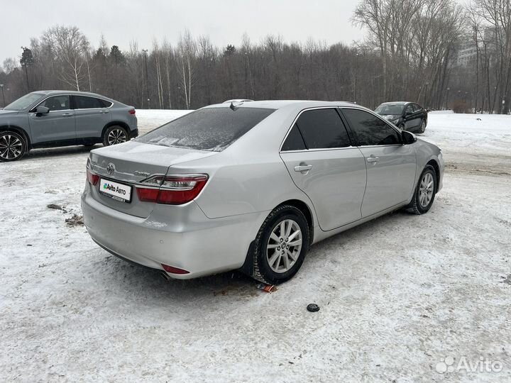 Toyota Camry 2.5 AT, 2015, 210 000 км