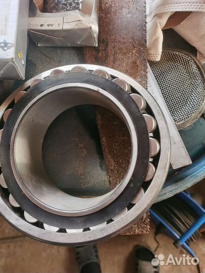 Подшипник 23122 E S