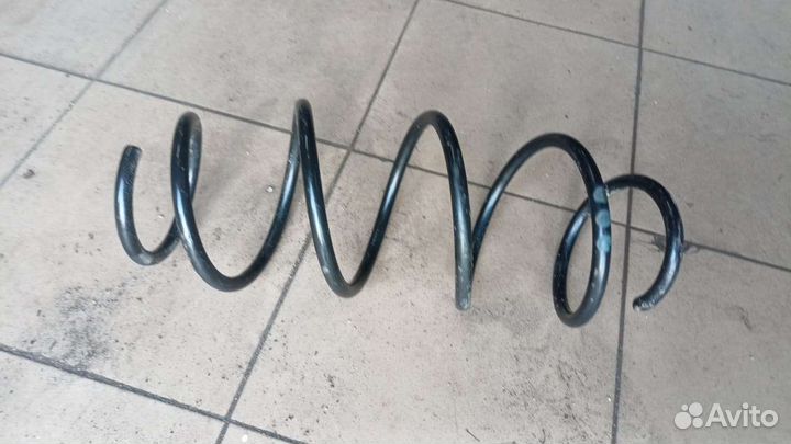 Пружина передняя w212