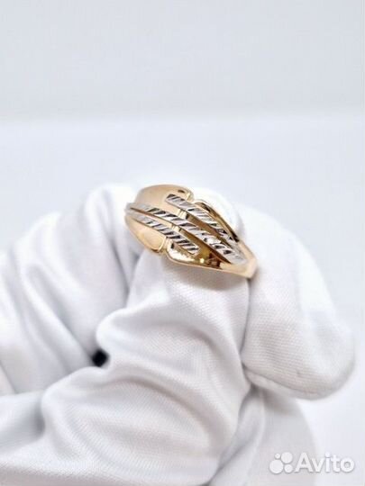 Золотое кольцо 17р