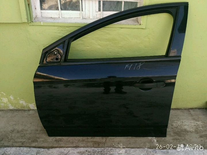 Дверь левая черная Форд Мондео 4