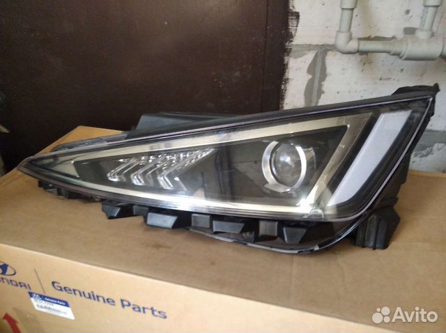 Фара левая Hyundai Elantra AD