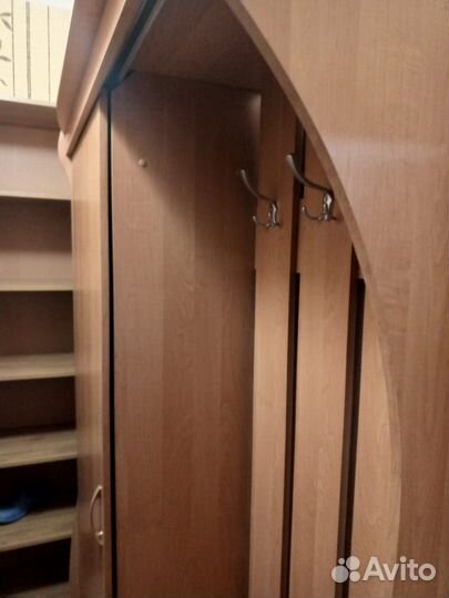 Шкаф в прихожую