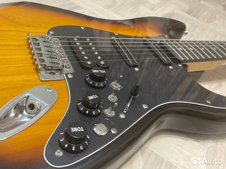 Электрогитара Fender Stratocaster