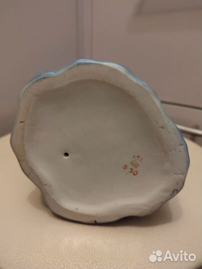 Статуэтка фарфор 