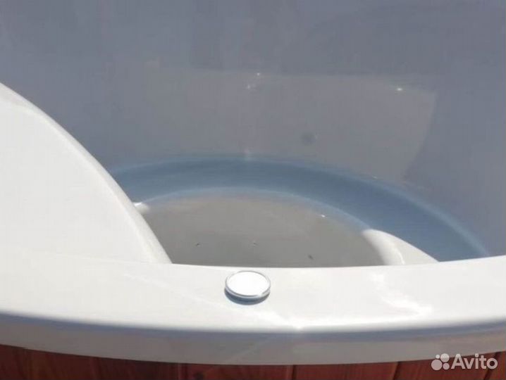 Гидромассажная ванна KUP-6838