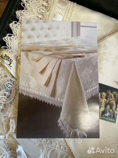 Комплект столового белья, ацетатный шелк. Скатерть
