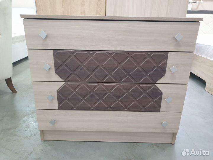 Комод с отделкой мдф лиственница темная
