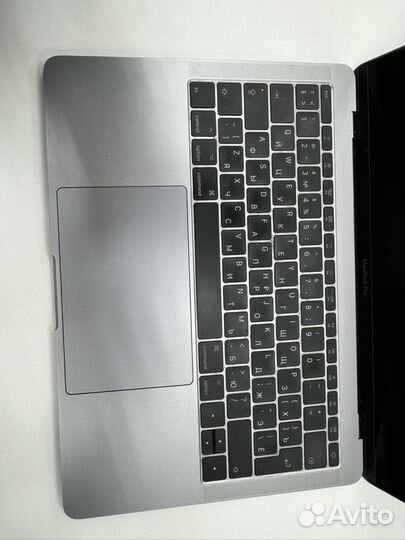 Macbook pro 13 2017 8gb